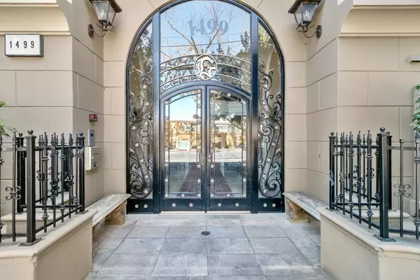 1499 Oak Grove AVE #202, Burlingame, CA 94010