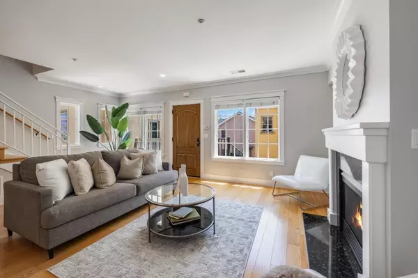 San Mateo, CA 94402,1705 Palm AVE #19