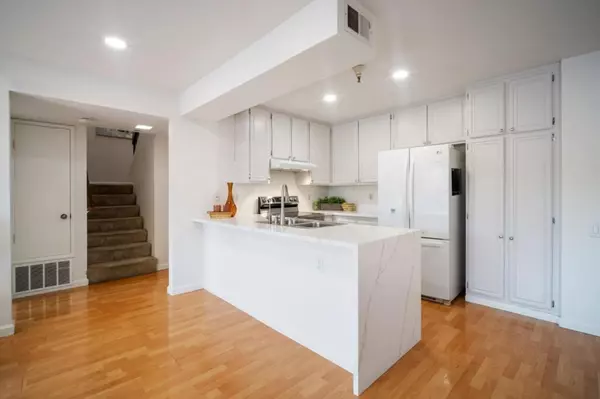 Fremont, CA 94539,281 Hackamore