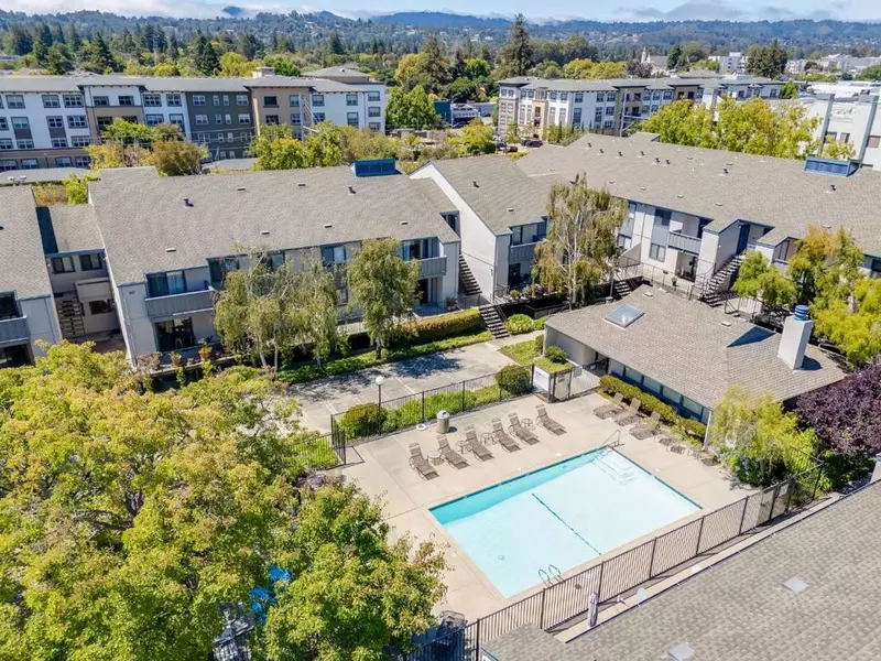 847 Woodside WAY #218, San Mateo, CA 94401