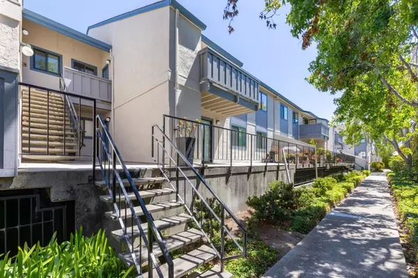 San Mateo, CA 94401,847 Woodside WAY #218
