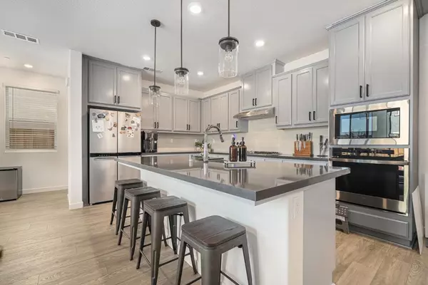 5485 Spring Mountain LN, Antioch, CA 94531