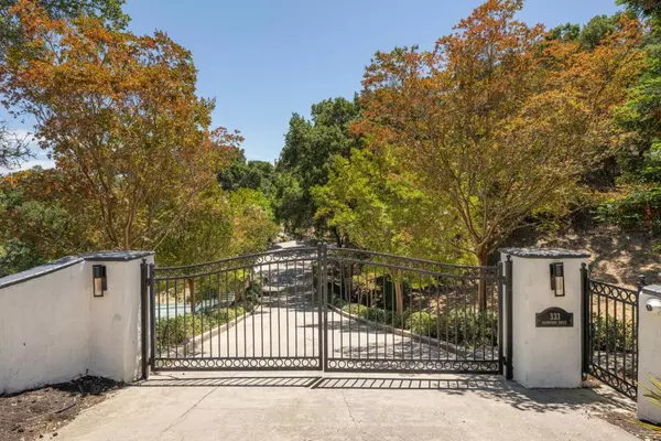 Woodside, CA 94062,333 Raymundo DR