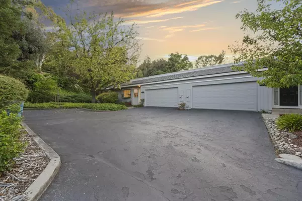 Cupertino, CA 95014,23000 Stonebridge