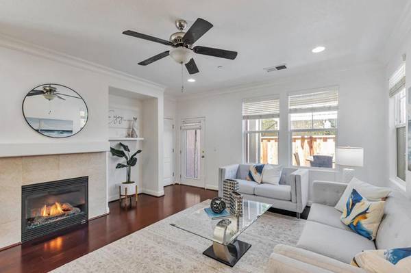 Gilroy, CA 95020,8940 Acorn WAY
