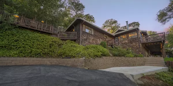 Los Gatos, CA 95030,52 Jackson ST