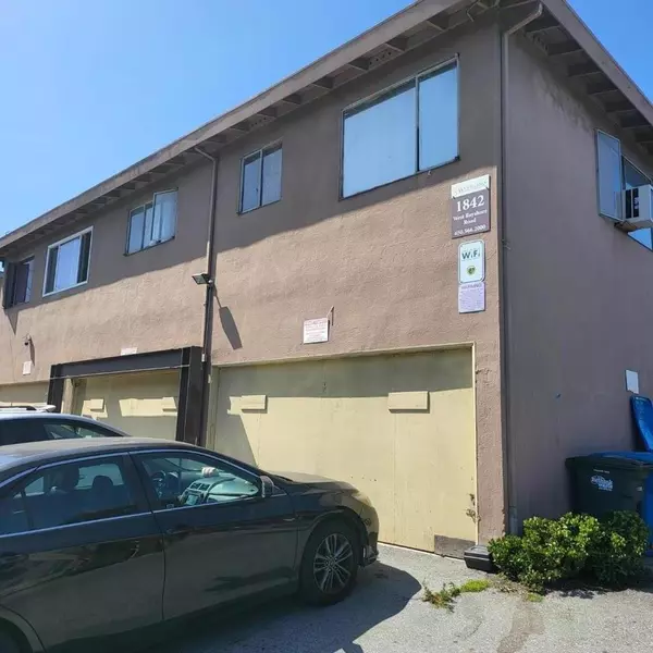 1842 W Bayshore RD, East Palo Alto, CA 94303