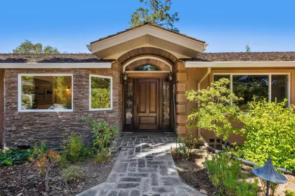 Saratoga, CA 95070,19521 Tweed CT