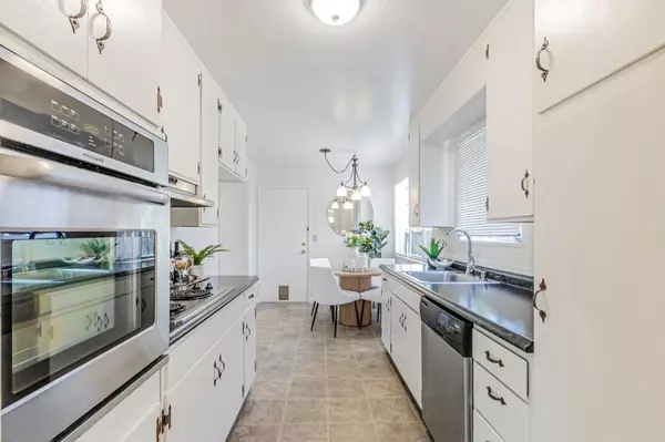 Cupertino, CA 95014,7624 Erin WAY
