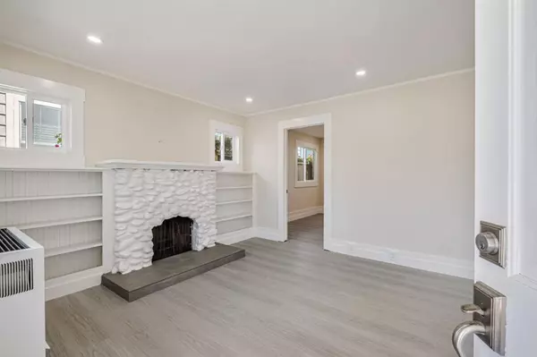 Santa Cruz, CA 95062,216 2nd AVE