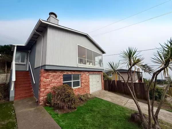 95 Clearview DR, Daly City, CA 94015