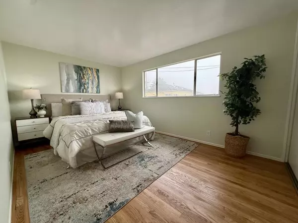 Daly City, CA 94015,95 Clearview DR