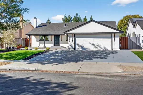 San Jose, CA 95119,6928 Burning Tree CT
