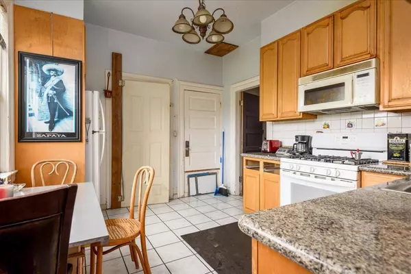 San Francisco, CA 94110,108 Cortland AVE