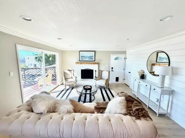 Half Moon Bay, CA 94019,908 Bancroft Ave