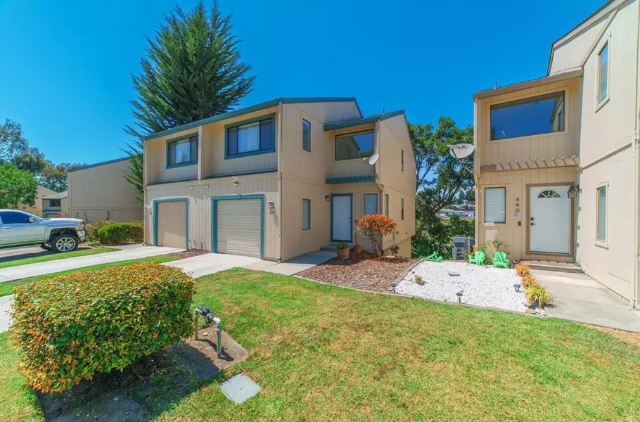 444 Sherwood CT, Watsonville, CA 95076