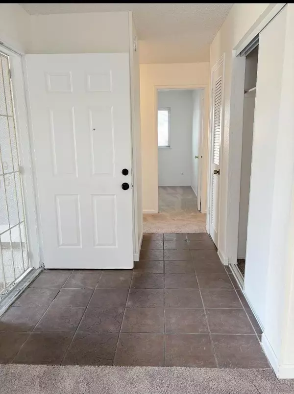 Sacramento, CA 95823,3765 Samos WAY