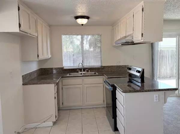 Sacramento, CA 95823,3765 Samos WAY