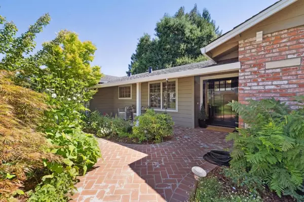 Los Altos, CA 94022,1 Hampton CT