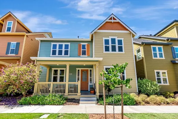 1861 Shasta LN, Hercules, CA 94547