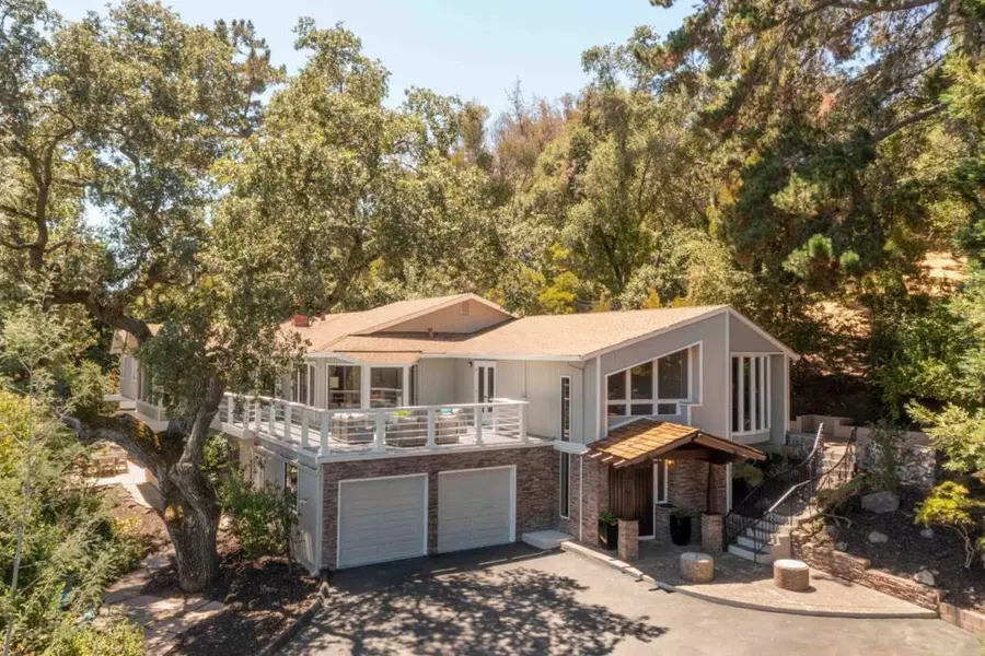 927 Continental DR, Menlo Park, CA 94025