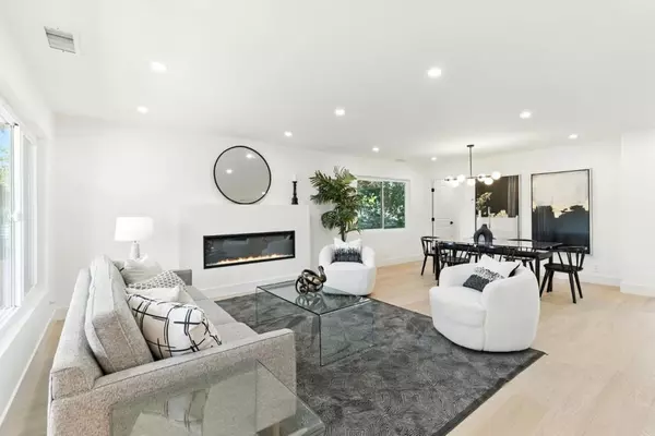 Redwood City, CA 94061,731 Valota RD