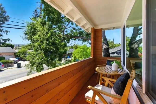 Redwood City, CA 94061,731 Valota RD
