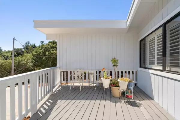 Aptos, CA 95003,1881 Cox RD