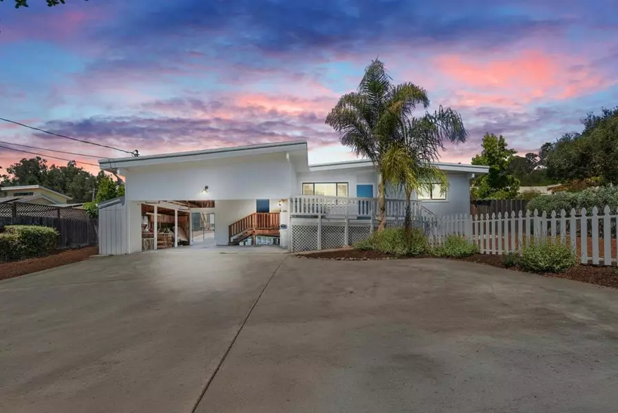 1881 Cox RD, Aptos, CA 95003