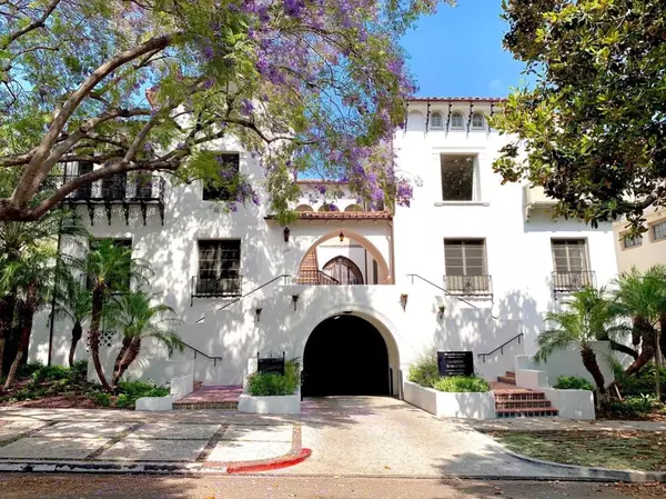 1330 N Harper AVE #106, West Hollywood, CA 90069