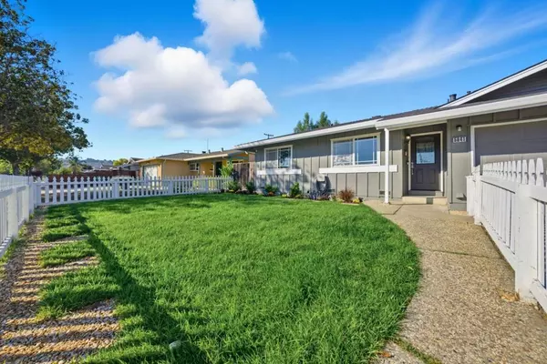San Jose, CA 95123,5841 Blossom AVE
