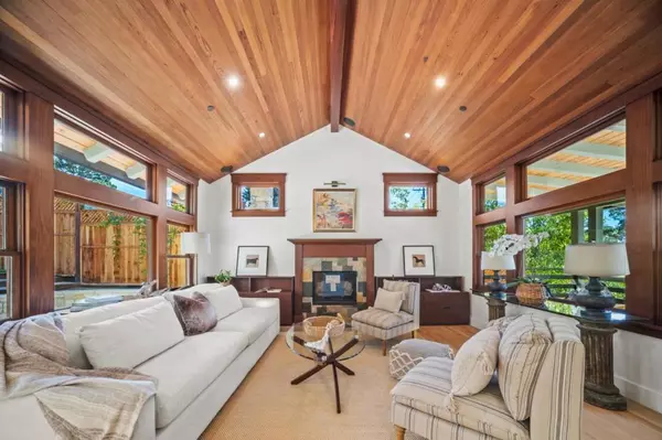 Carmel, CA 93921,0 Lincoln 3 NE of 5th ST