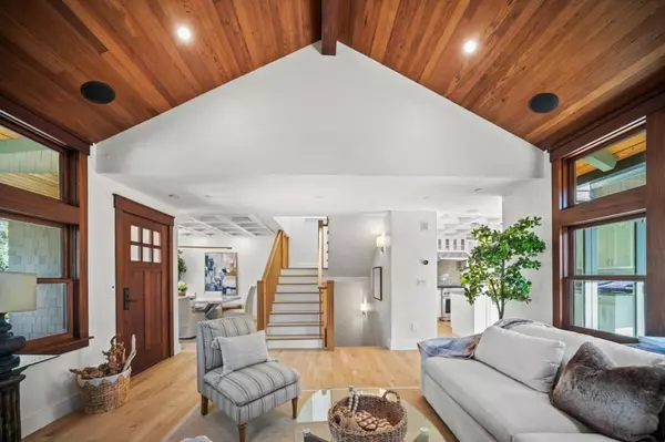 Carmel, CA 93921,0 Lincoln 3 NE of 5th ST