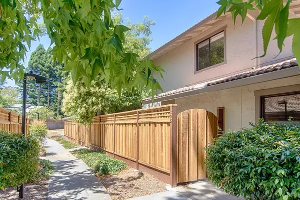 168 Peach TER, Santa Cruz, CA 95060