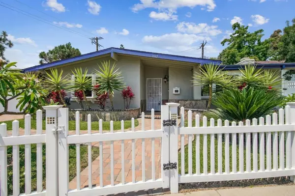 1662 Palau PL, Costa Mesa, CA 92626
