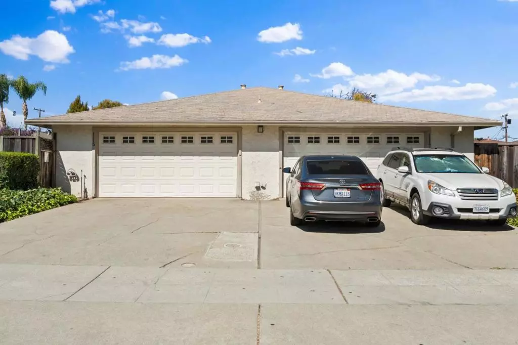 San Jose, CA 95117,11151117 Topaz AVE