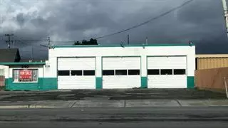 Salinas, CA 93901,240 W Market ST