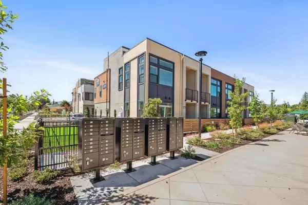 11220 Cottonwood PL #36-08 Plan 2, Saratoga, CA 95070