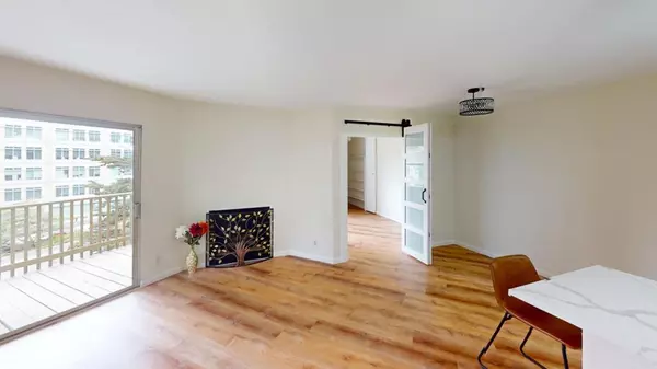 Daly City, CA 94015,397 Imperial WAY #239