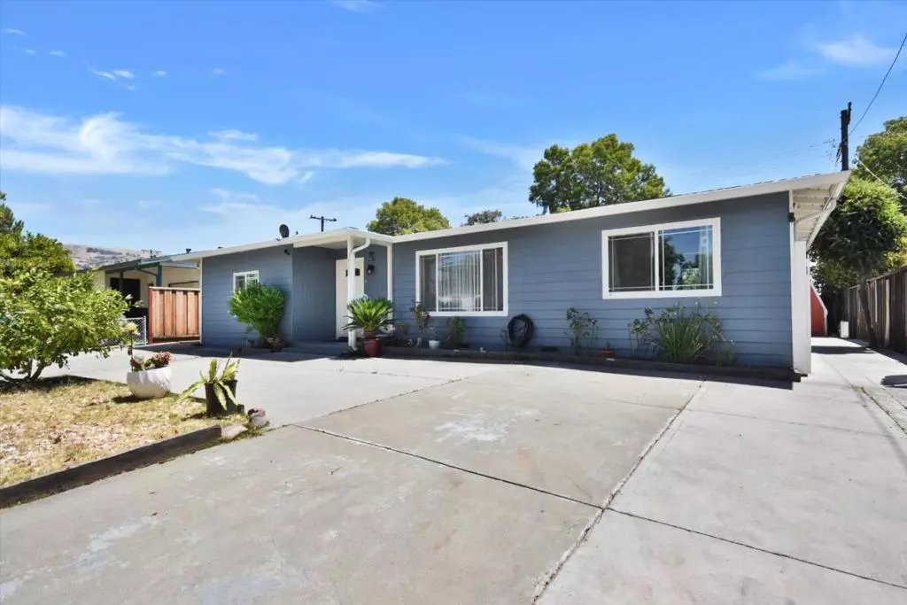 San Jose, CA 95127,14202 Lucian AVE