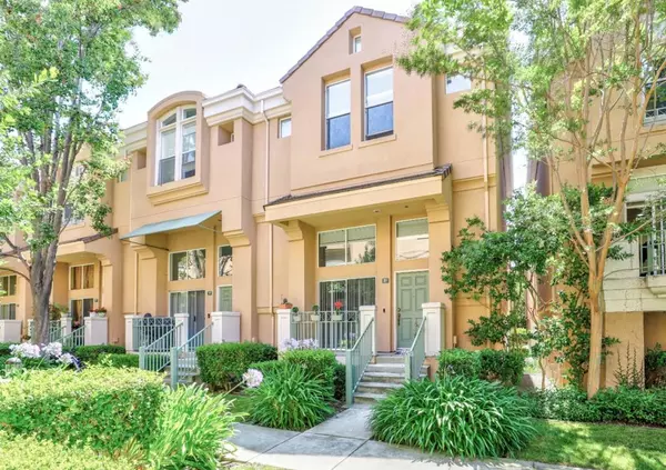 151 Jasmine CT, Mountain View, CA 94043