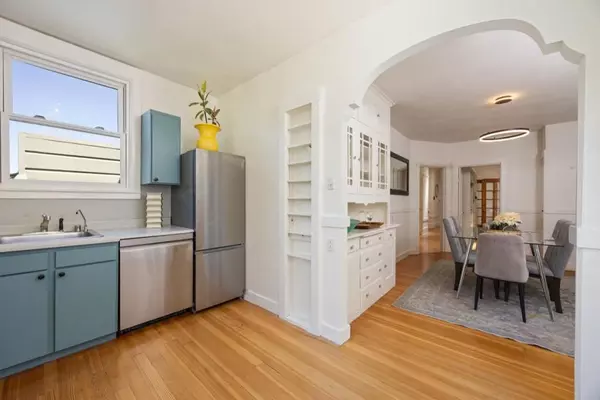 San Francisco, CA 94110,3280 Folsom ST