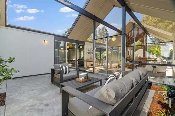 Sunnyvale, CA 94087,1339 Lennox WAY