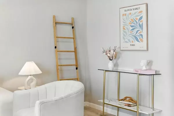 Mountain View, CA 94040,255 S Rengstorff AVE #43