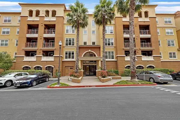 2220 Gellert BLVD #4104, South San Francisco, CA 94080