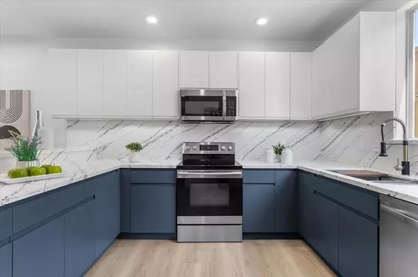 Santa Clara, CA 95050,1690 Civic Center DR #402