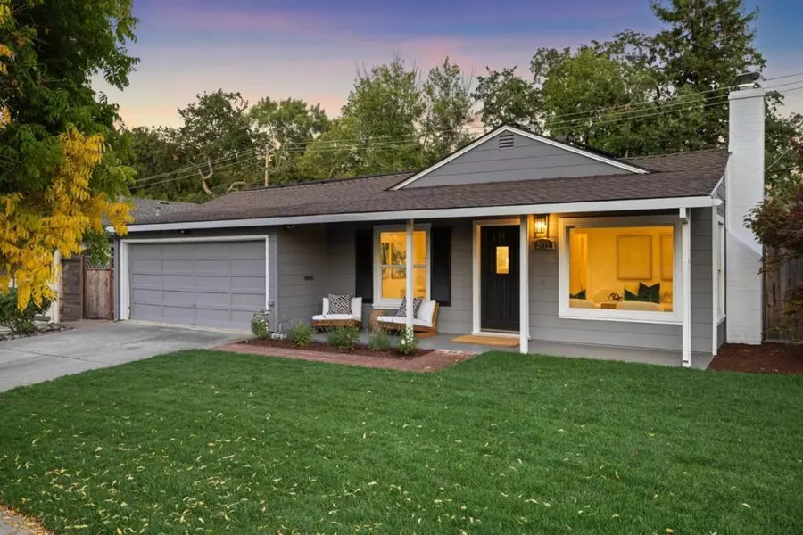2611 Carson ST, Redwood City, CA 94061