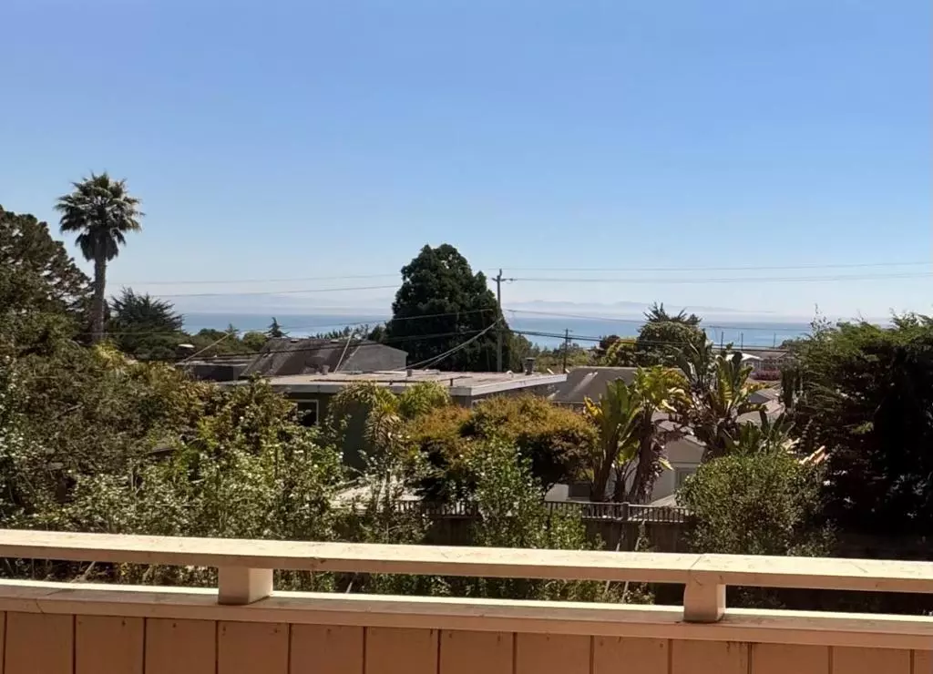 Aptos, CA 95003,261 Sea Ridge RD #3