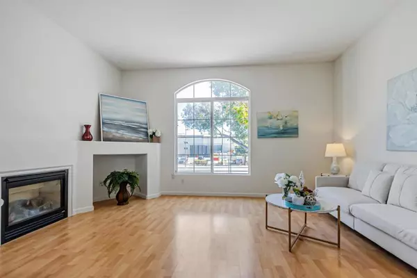 Milpitas, CA 95035,39 Cloud WALK