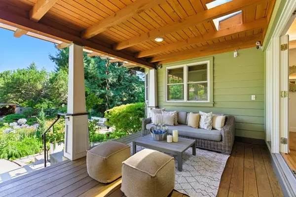 Woodside, CA 94062,810 Glencrag WAY